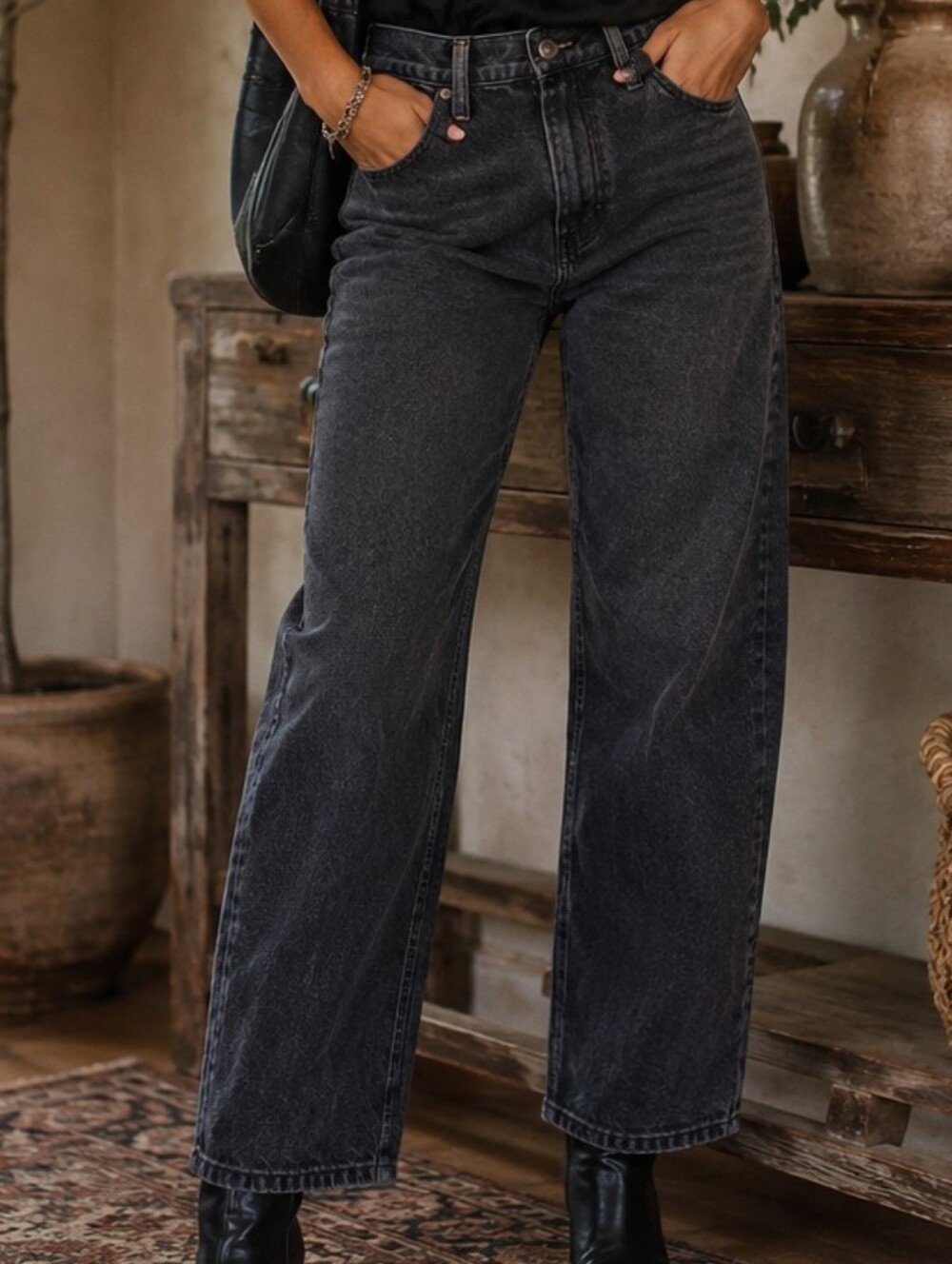 & Other Stories Women's Straight-Leg Jeans in Charcoal